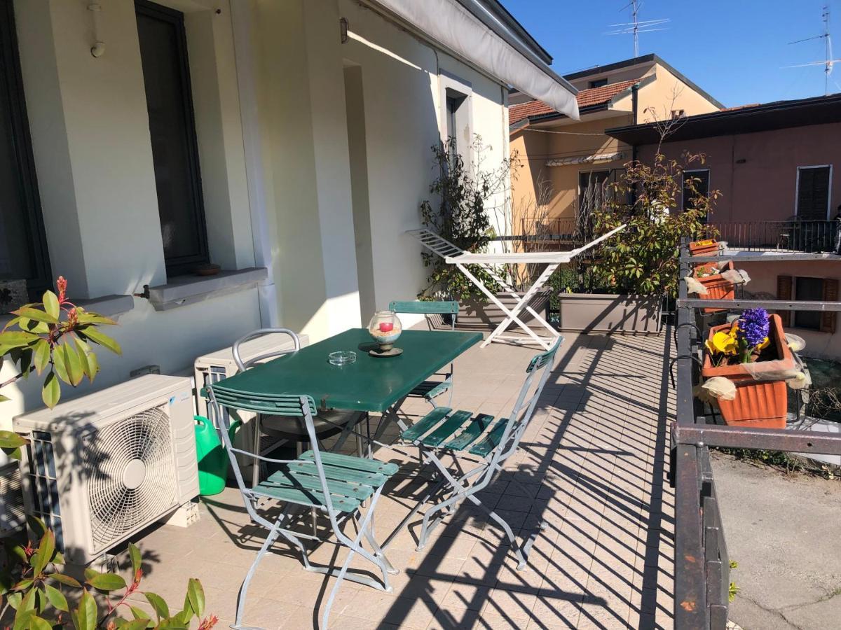 Casa Vacanza La Scaletta 카프리아테 산 제르바시오 외부 사진