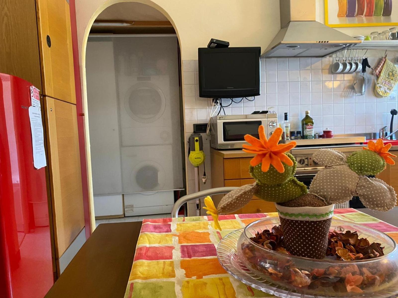 Casa Vacanza La Scaletta 카프리아테 산 제르바시오 외부 사진