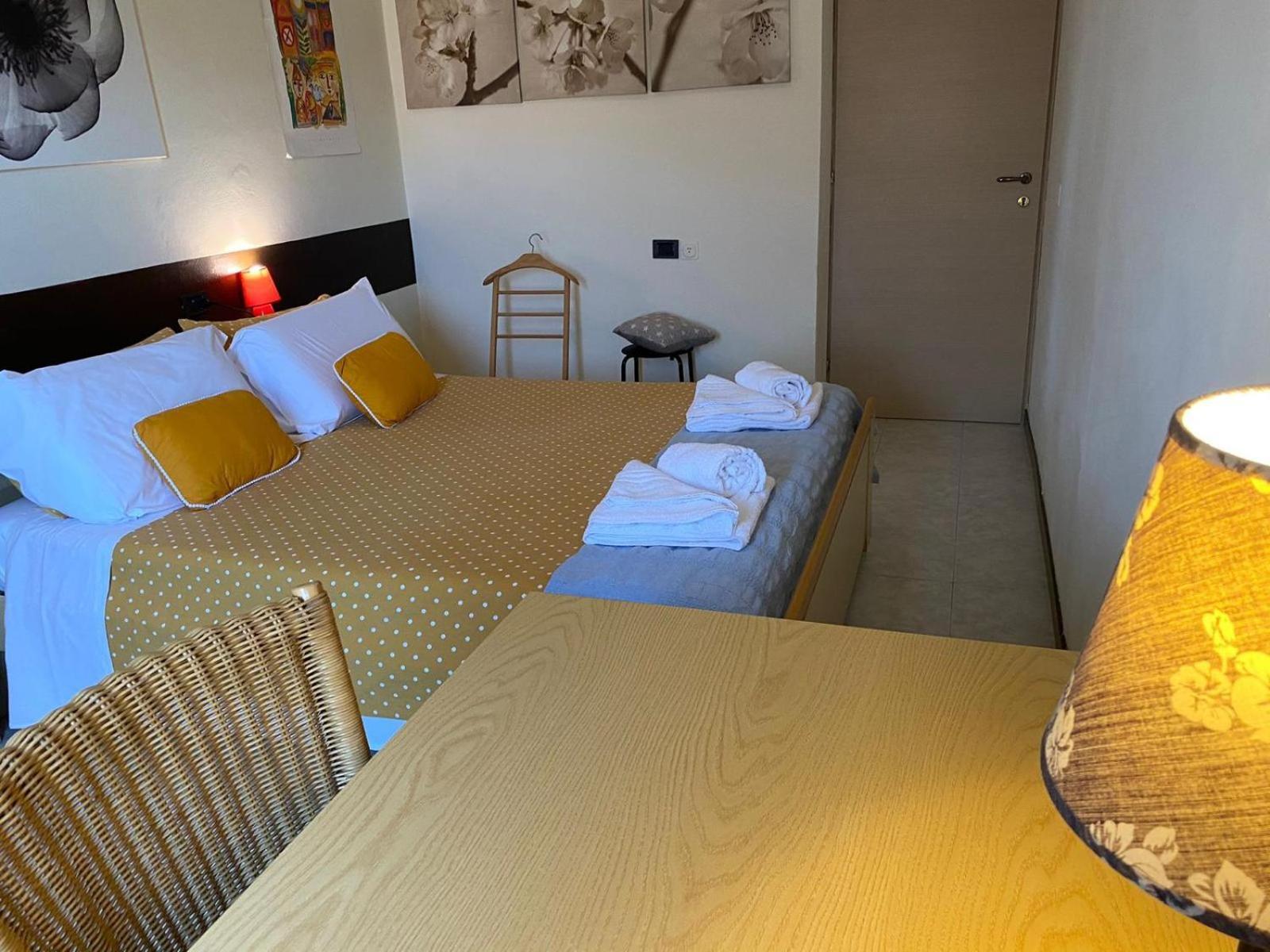 Casa Vacanza La Scaletta 카프리아테 산 제르바시오 외부 사진