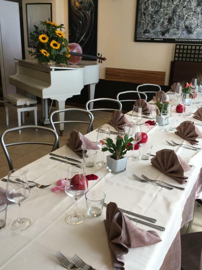 Casa Vacanza La Scaletta 카프리아테 산 제르바시오 외부 사진