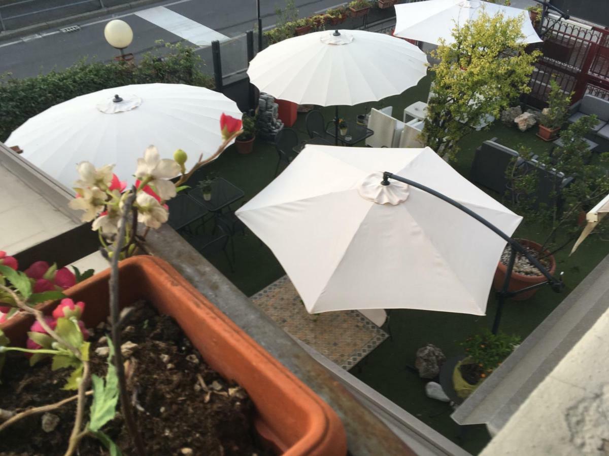 Casa Vacanza La Scaletta 카프리아테 산 제르바시오 외부 사진